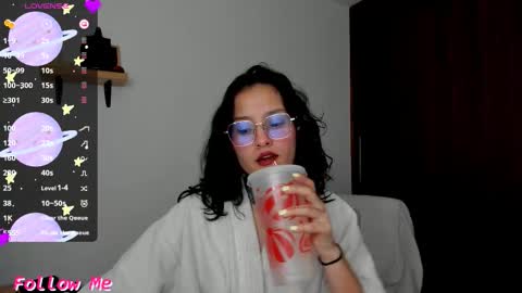 Snapshot of roxyvenom chatting on October 11, 5:45 am roxy online show from October 11, 5:45 am