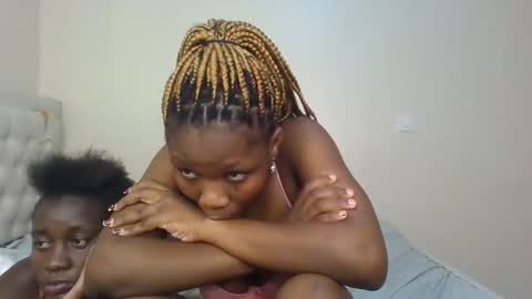 goddes online show from November 16, 1:29 am