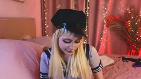 Rraffaellka online show from April 11, 10:02 pm