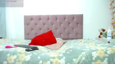 rubi curly online show from December 22, 8:36 pm