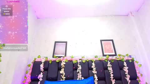 Snapshot of rubi_hops chatting on October 1, 7:52 pm Rubi online show from October 1, 7:52 pm