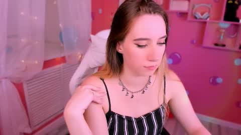 Snapshot of ruby_blondu chatting on September 13, 1:02 am ruby_blondu online show from September 13, 1:02 am