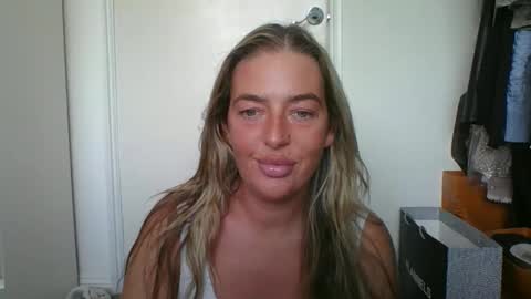 Snapshot of rubyredxxxoxxx chatting on September 13, 10:12 am rubyredxxxoxxx online show from September 13, 10:12 am