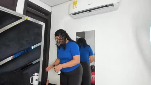 rubyxht online show from November 18, 12:39 pm