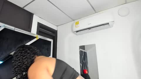 rubyxht online show from February 24, 12:48 pm