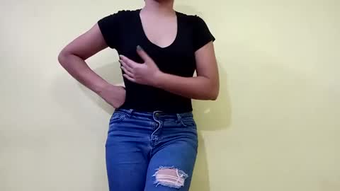 Snapshot of rupali01 chatting on January 18, 1:52 am Rupali online show from January 18, 1:52 am