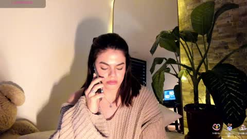 Lorenn online show from December 18, 10:57 pm