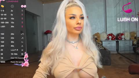 Snapshot of russian_ava chatting on December 22, 8:47 pm Ava online show from December 22, 8:47 pm
