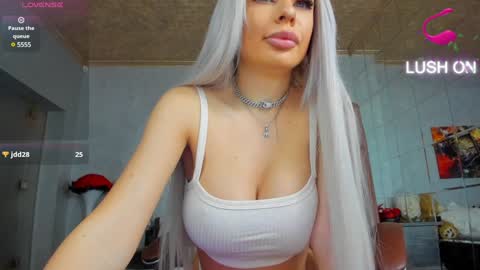 Snapshot of russian_ava chatting on January 21, 6:54 am Ava online show from January 21, 6:54 am