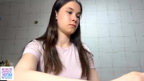Mia online show from July 1, 11:37 pm