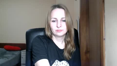 Ruth online show from April 30, 7:19 pm