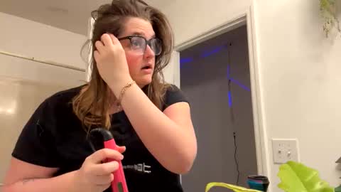 rwyadt12 online show from February 5, 11:24 am