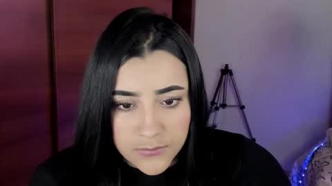Snapshot of s_demoni1 chatting on March 6, 5:43 pm S H A R O N model independient online show from March 6, 5:43 pm