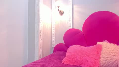 Snapshot of saammy_17 chatting on October 15, 8:44 pm sammy online show from October 15, 8:44 pm