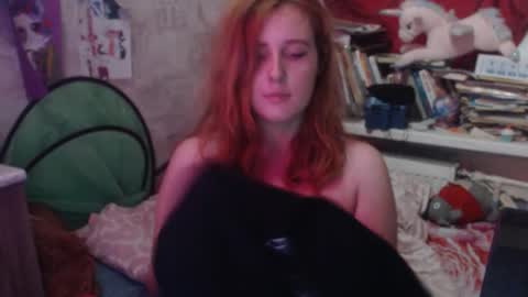 Snapshot of sabochka888 chatting on October 15, 7:22 am sabochka888 online show from October 15, 7:22 am