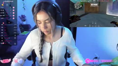 Snapshot of sabrina_chester_02 chatting on March 6, 12:10 am Angie  online show from March 6, 12:10 am