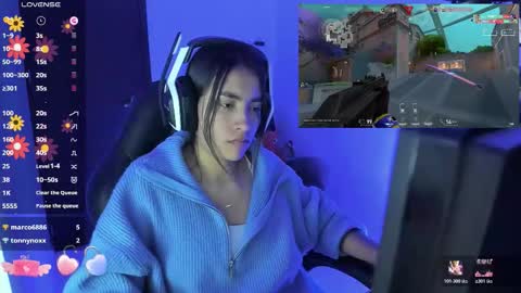 Angie  online show from November 21, 7:27 pm