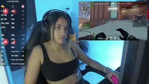 Angie  online show from February 3, 10:56 pm