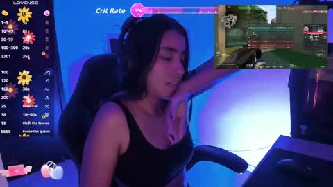 Snapshot of sabrina_chester_02 chatting on October 7, 9:52 pm Angie  online show from October 7, 9:52 pm