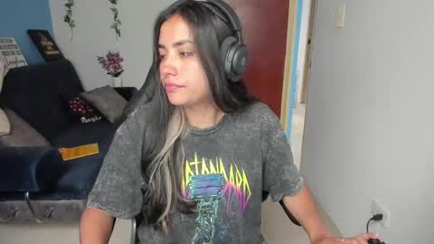 Snapshot of sabrina_chester_02 chatting on February 17, 8:27 pm Angie  online show from February 17, 8:27 pm