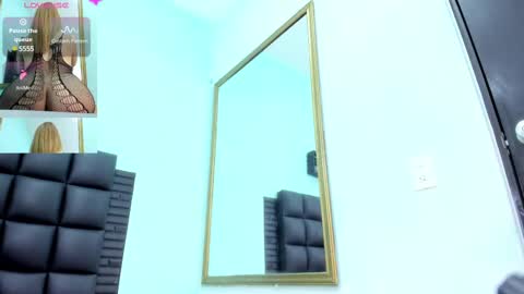 Snapshot of sabrina_med chatting on March 7, 11:18 am sabrina online show from March 7, 11:18 am