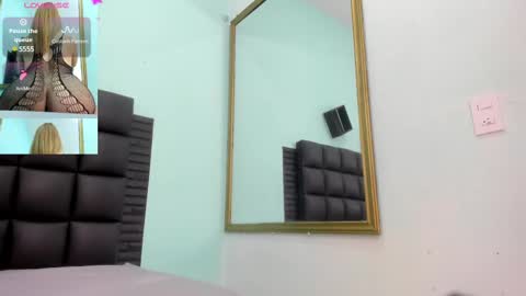 Snapshot of sabrina_med chatting on March 11, 11:23 am sabrina online show from March 11, 11:23 am