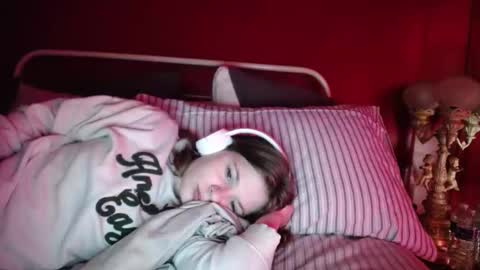 Sabrina online show from October 9, 1:48 pm