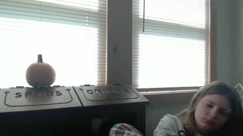 Sabrina online show from October 5, 3:28 pm