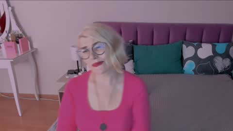 Sabrina MacMarren online show from January 29, 6:17 pm