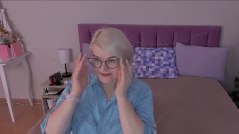 Sabrina MacMarren online show from January 10, 12:26 pm