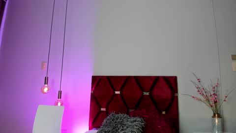 Sabrina Warren online show from December 23, 11:25 am