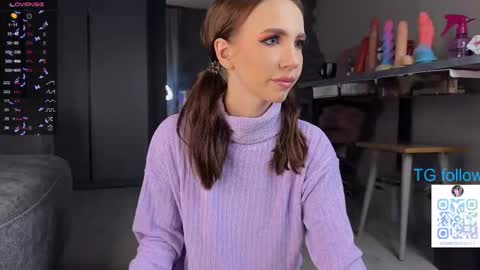 Snapshot of sabrinkaa chatting on October 27, 12:28 am Sabi Ryder new acc online show from October 27, 12:28 am