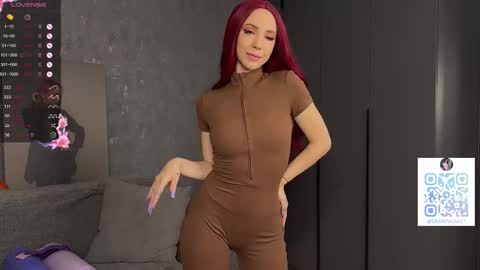 Snapshot of sabrinkaa chatting on September 28, 11:10 pm Sabi Ryder new acc online show from September 28, 11:10 pm