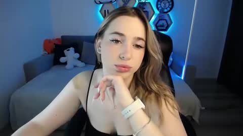 Sabrina Violet online show from February 1, 9:11 am