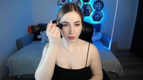 Sabrina Violet online show from January 31, 9:05 am