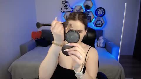 Sabrina Violet online show from January 21, 9:03 am