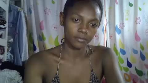 safira19 online show from October 18, 1:36 pm