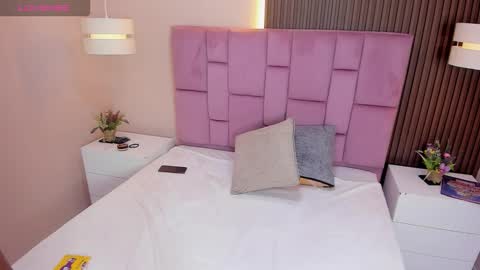 Safiro  online show from November 8, 10:04 pm