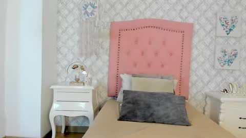 Cattleya online show from March 2, 12:03 pm