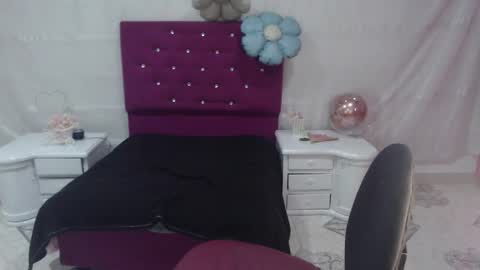 saharajonson online show from October 31, 5:09 am