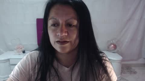 saharajonson online show from November 3, 1:42 am