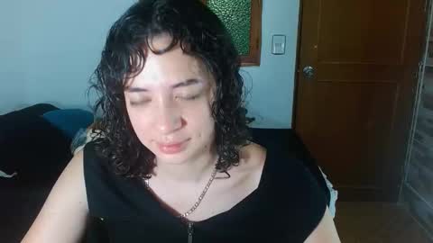 crisma online show from September 17, 3:48 am