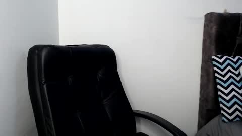 Sarah online show from February 6, 3:21 am