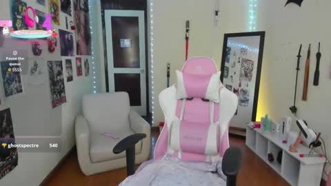 sakura_of online show from September 9, 1:33 pm