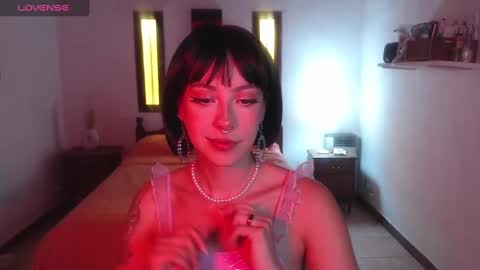 Snapshot of sakuraa_beauty chatting on February 15, 5:07 pm Sakura online show from February 15, 5:07 pm