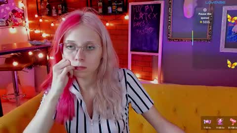 sakurabliss online show from September 24, 8:19 pm