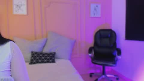 Salem online show from February 24, 11:31 am