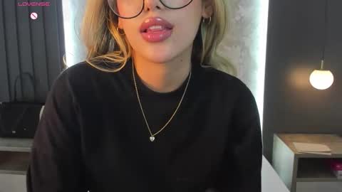 S A L I H A online show from November 2, 2:37 am