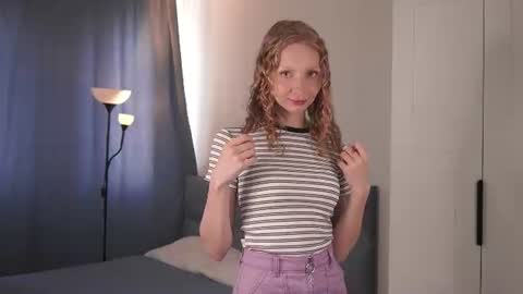 Mary online show from July 18, 7:11 am