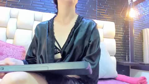 salome online show from January 4, 1:31 pm